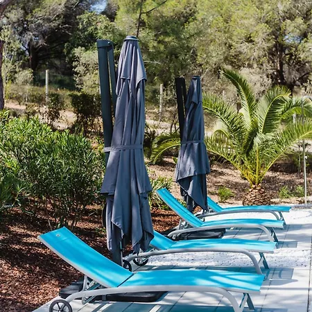 Casa Da Alegria, Vale Do Lobo 빌라 알만실
